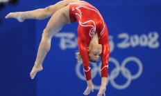 开云下载-黄蜂强行终结深圳队，库里让比赛提前失去悬念