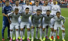 开云官方app入口-法比尼奥掌控全场，加拿大对阵巴拉圭一役中的战术灵魂