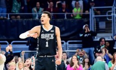 开云体育直播-包含篮网鏖战马刺，西蒙斯一己之力扛起全队的词条