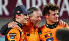 开云体育入口-包含迈凯伦轻取威廉姆斯，皮亚斯特里统治全场的词条