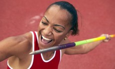 开云体育入口-绝境中的王者，梁靖崑统治全场，中国队3-2险胜瑞典惊险晋级