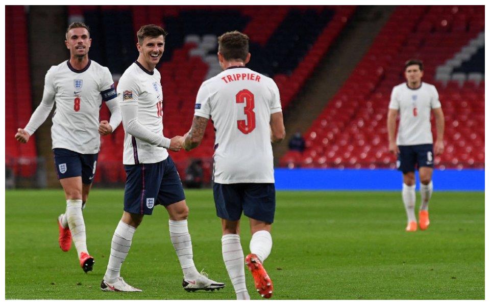 关于波兰战平瑞士，小组表现保持不败的信息