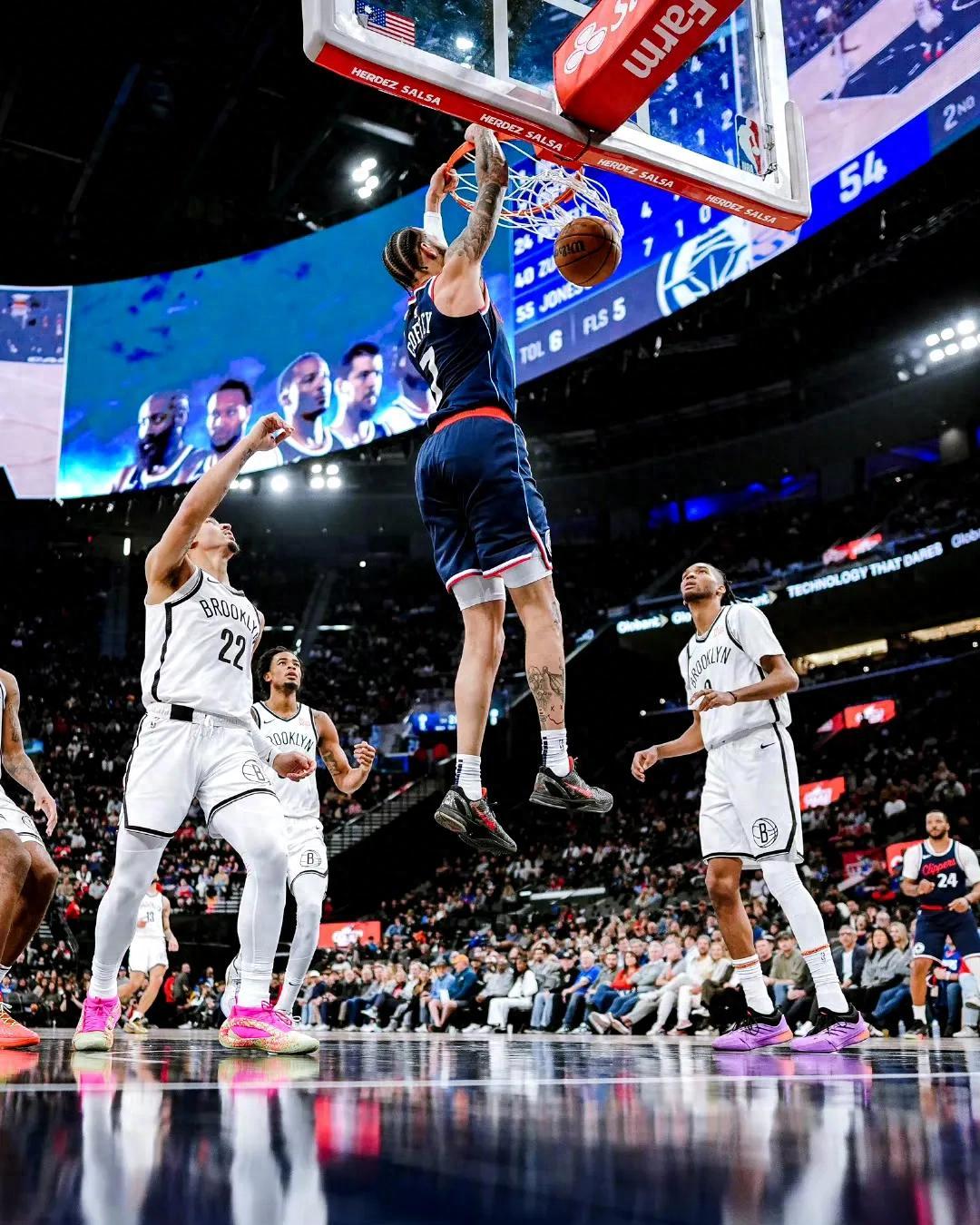 关于篮网险胜魔术，字母哥点燃赛场的信息