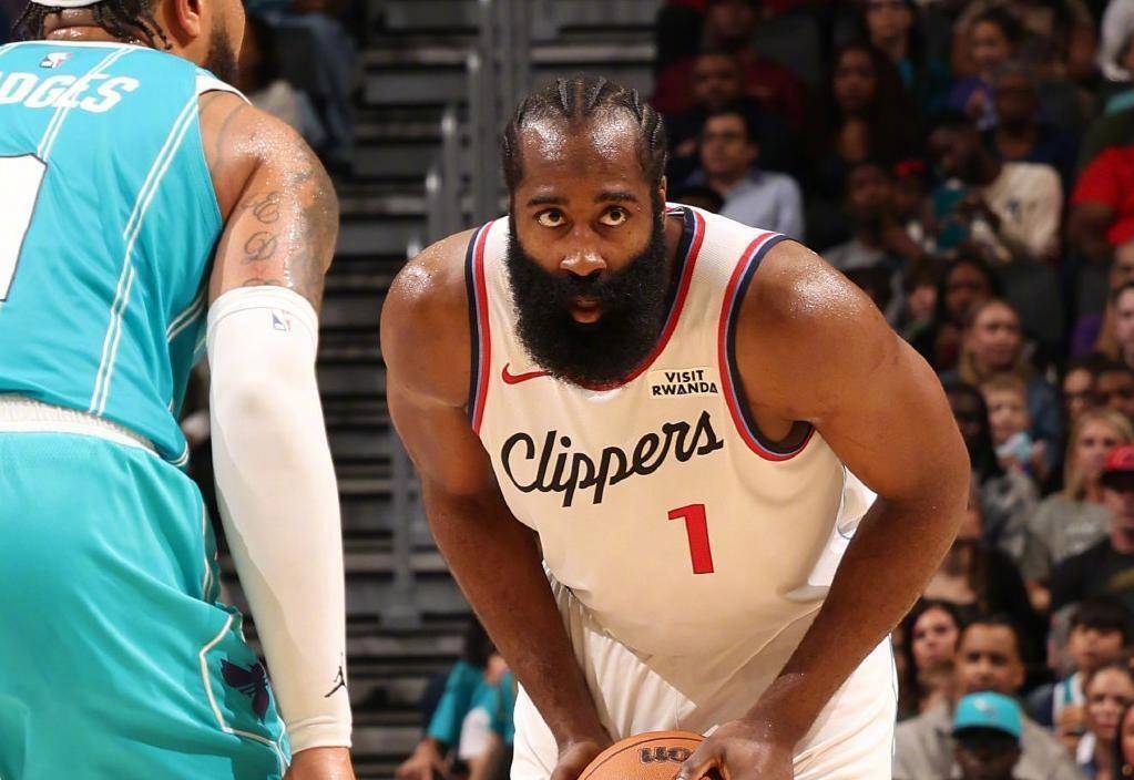 包含澳大利亚男篮爆冷勇士，哈登高光表现的词条