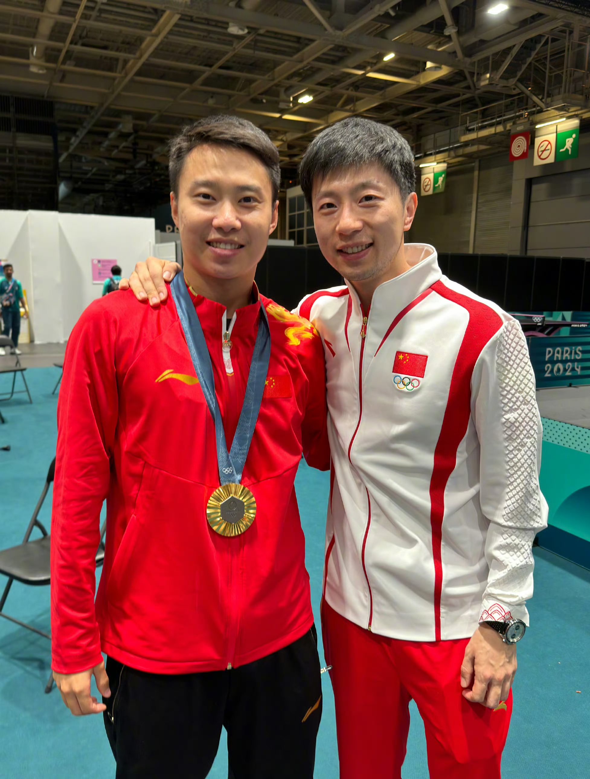 包含波兰乒乓球队轻取德国乒乓球队，马龙惊艳世界的词条