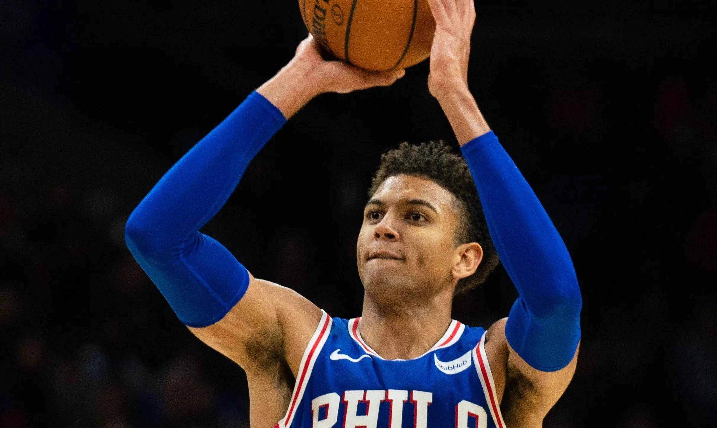 雄鹿队交易传闻不断,球迷们猜测下一个动作 雄鹿队交易传闻不断,球迷们猜测下一个动作