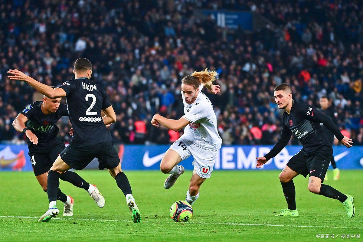 包含巴黎圣日耳曼官方宣布签约意甲锋煞，助力锋线的词条