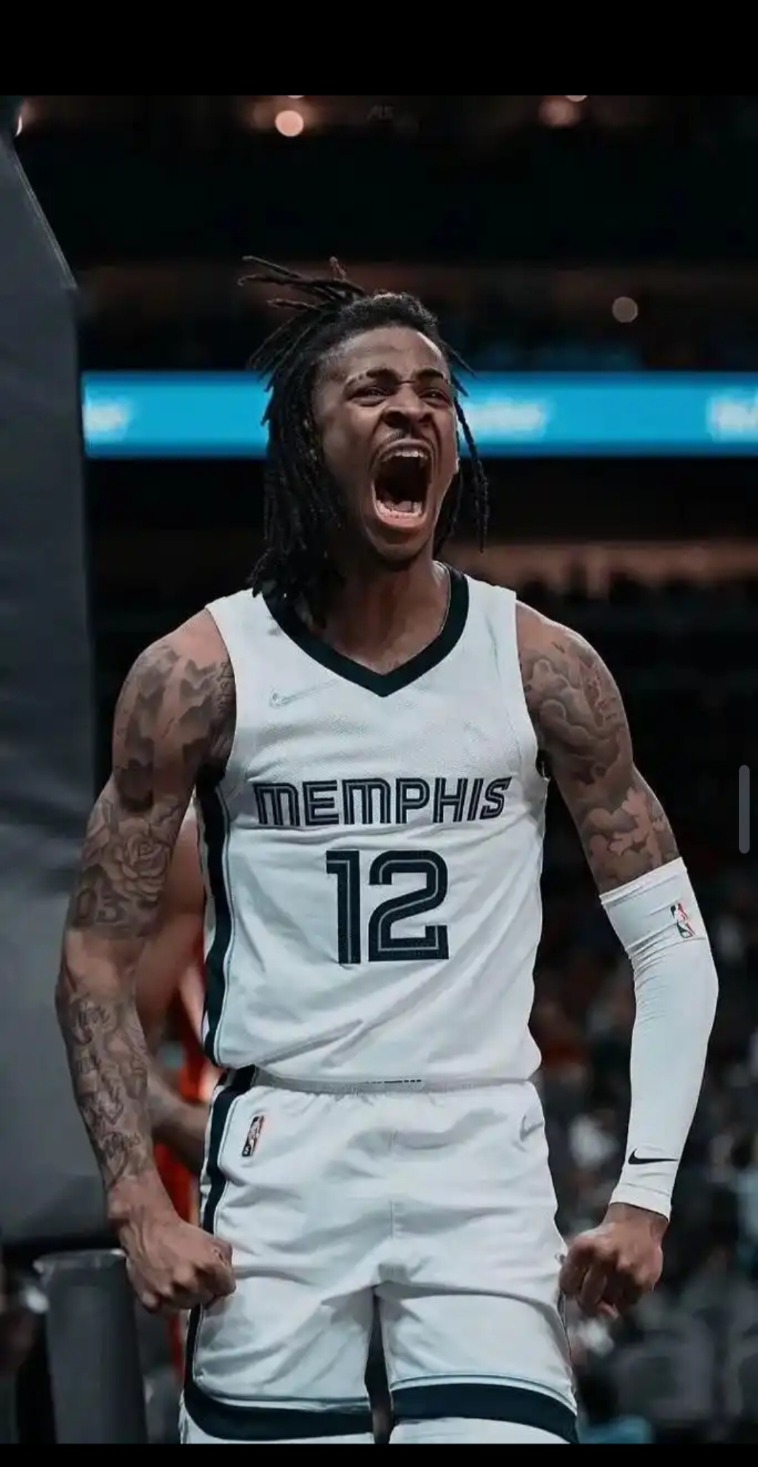 灰熊翻盘湖人，莫兰特高光表现