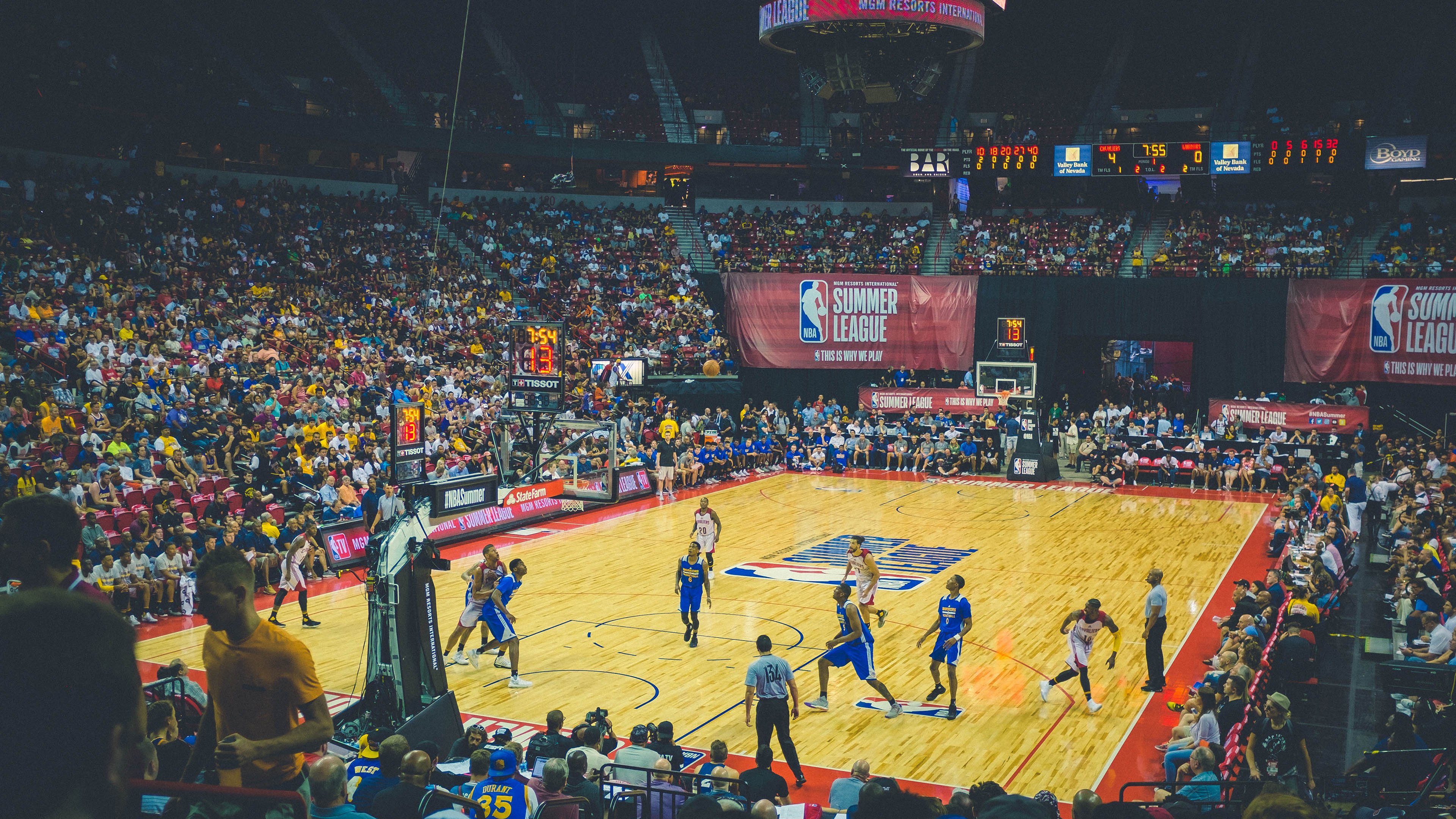 从太原到休斯顿,当山西队精神在NBA西决生死战中附体杰伦·格林