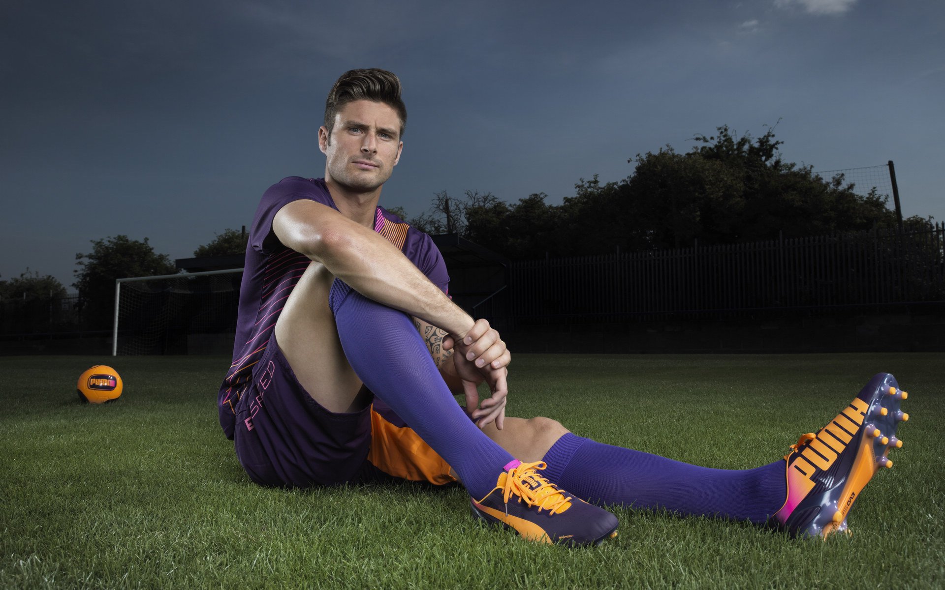 卡马文加之夜,当F1街道赛数据狂飙遇上足球中场大师的跨界启示