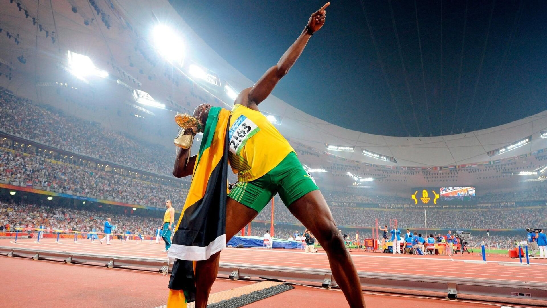 世界杯之夜，弗拉霍维奇点燃美加墨赛场